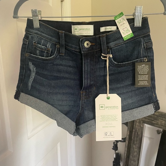 Regeneration “Mom Denim Shorts” by Celebrity Pink - Picture 4 of 4